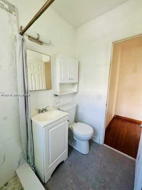 10070 SE East Bay Harbor Dr #70C - Photo 7 of 17