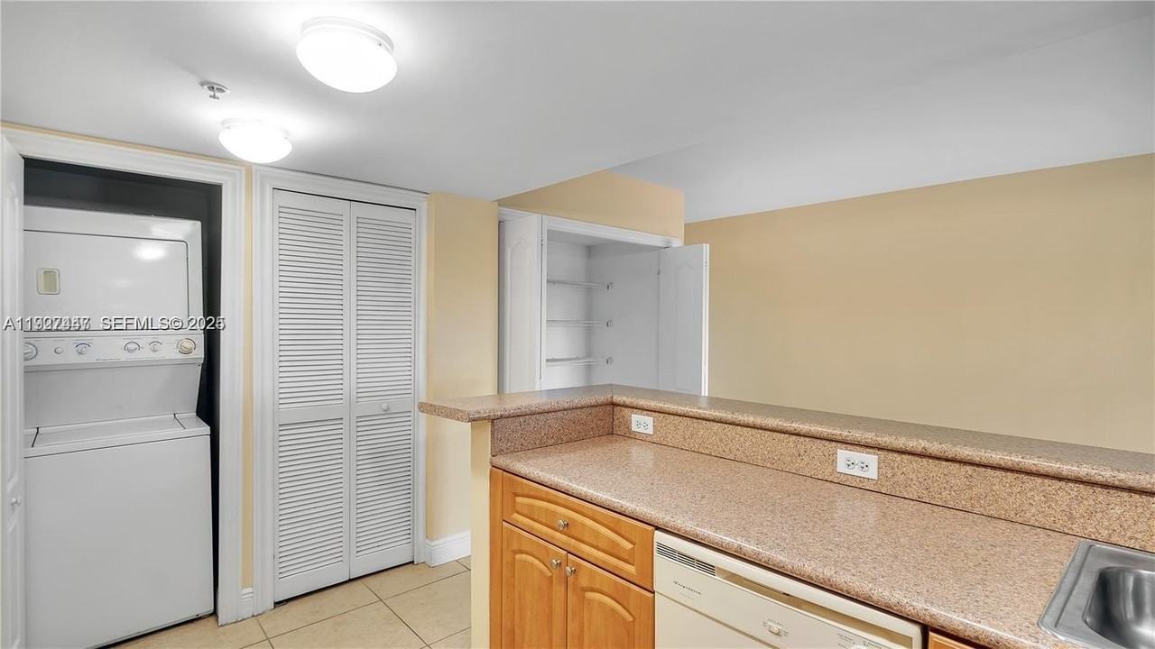 120 S Douglas Rd #505 - Photo 6 of 50