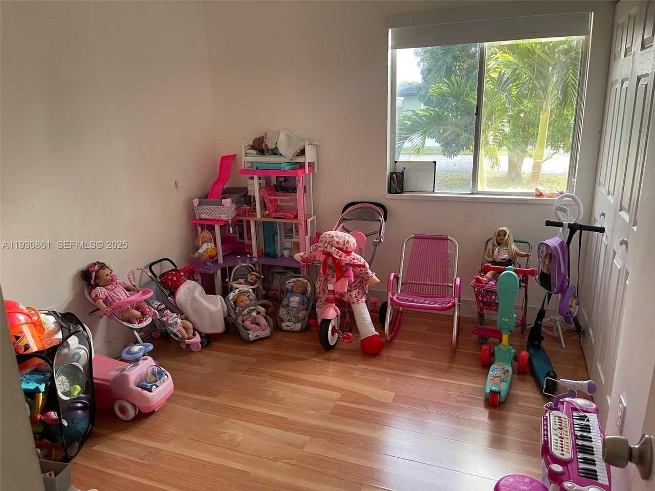 20420 Sw 124th Pl #20420 - Photo 7 of 16