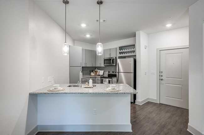 Lakemont Bend Ln - Photo 3 of 10