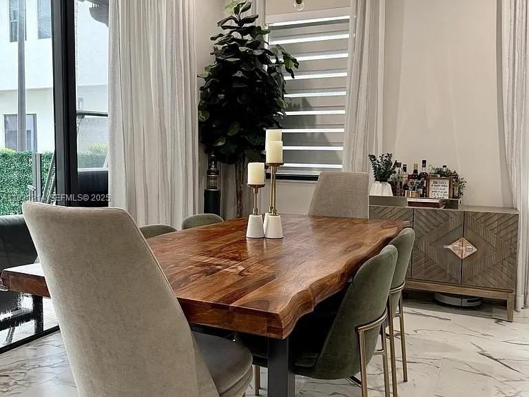 8273 Nw 47th Ter - Photo 3 of 29