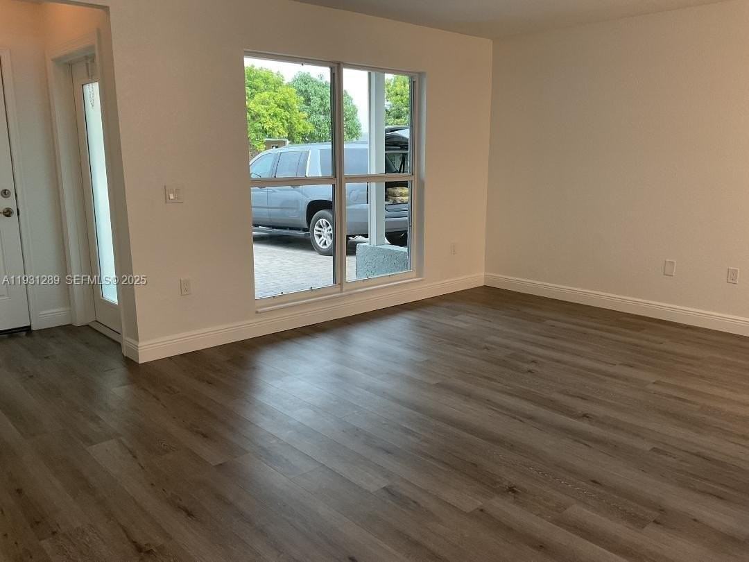 11620 Nw 31st Pl #11620 - Photo 2 of 10