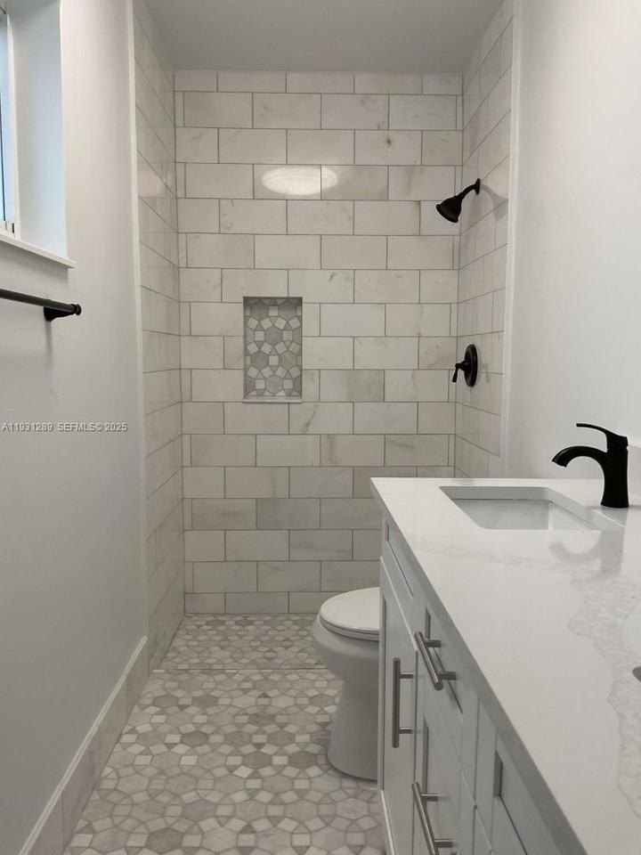 11620 Nw 31st Pl #11620 - Photo 7 of 10