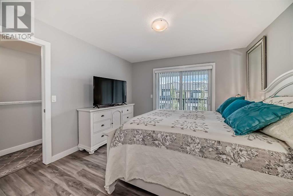 204 Crestbrook Common Sw #1 - Photo 2 of 10