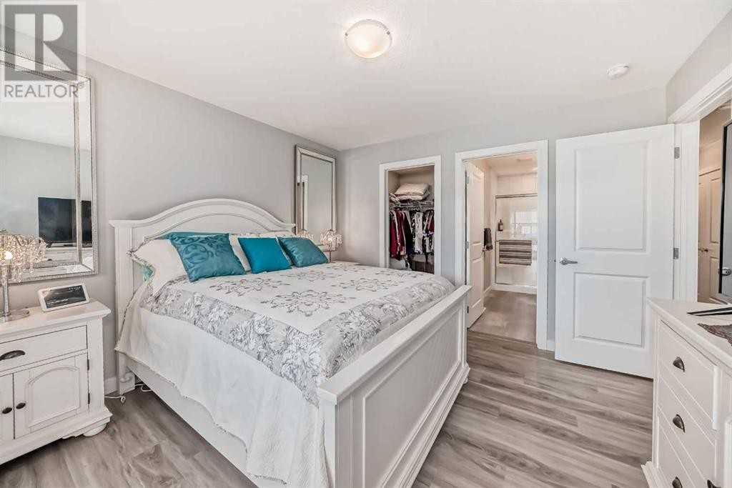 204 Crestbrook Common Sw #1 - Photo 3 of 10