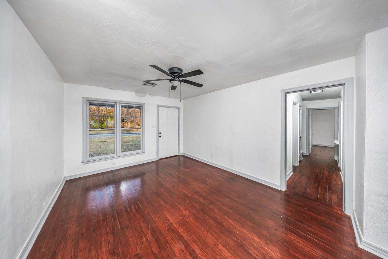 1414 Nw 23rd St #1 - Photo 5 of 19