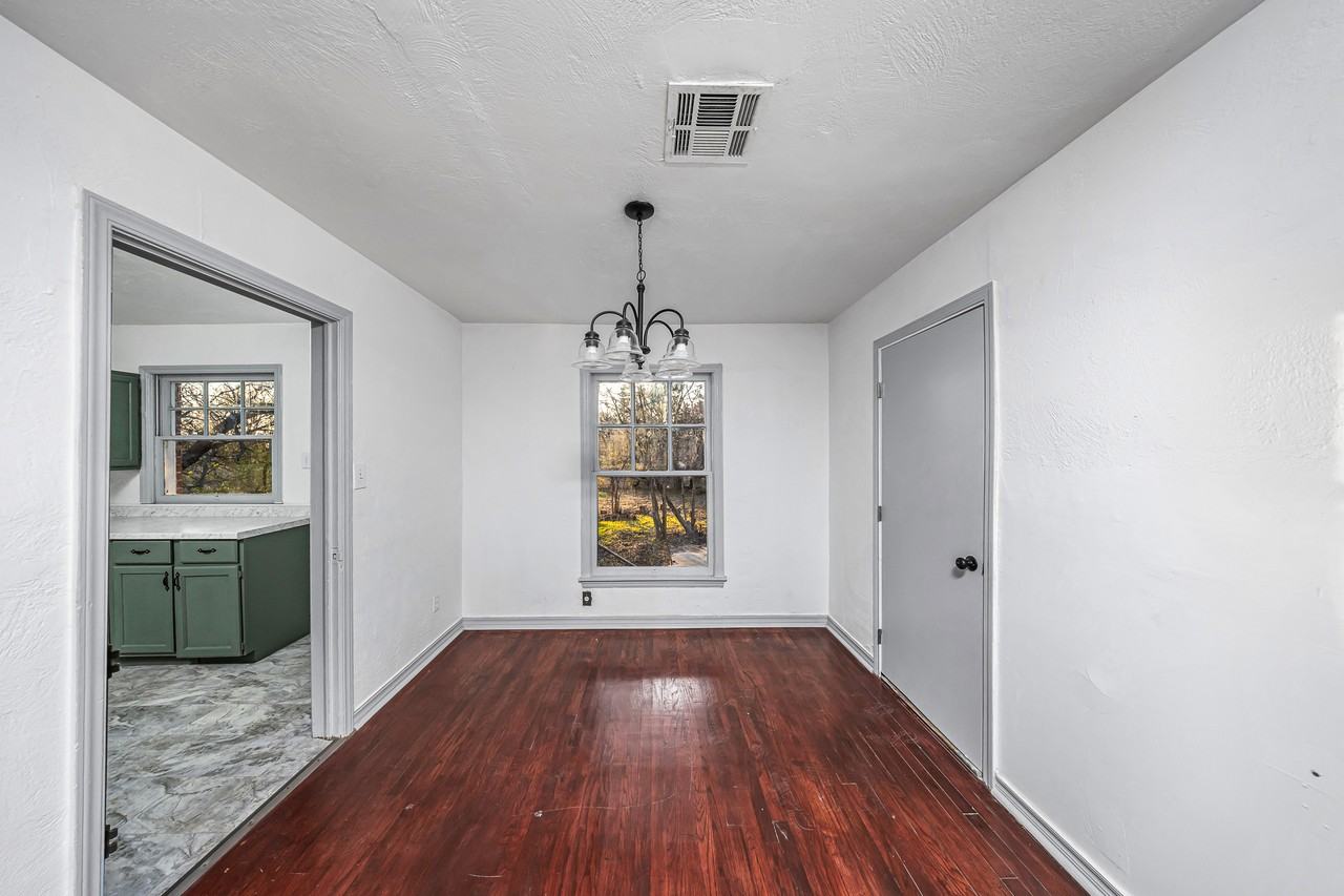 1414 Nw 23rd St #1 - Photo 6 of 19