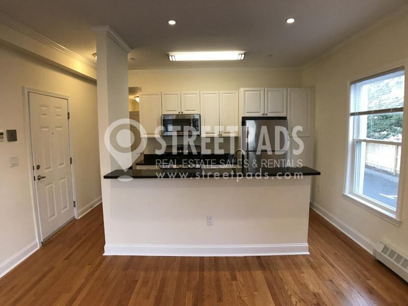 1 Langdon Sq - Photo 2 of 10