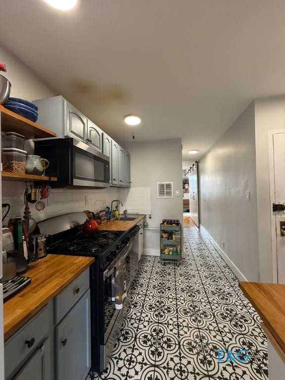 468 W 142nd St - Photo 7 of 10