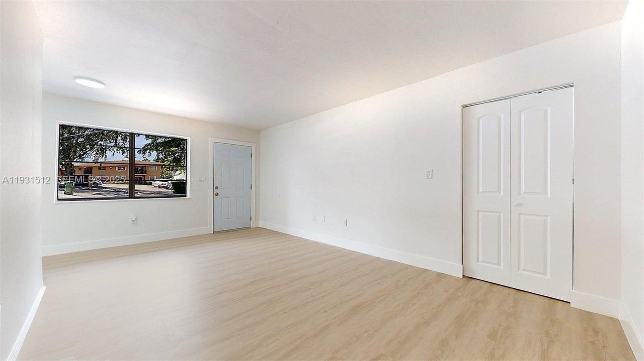 1676 W 42nd St #1676 - Photo 2 of 24