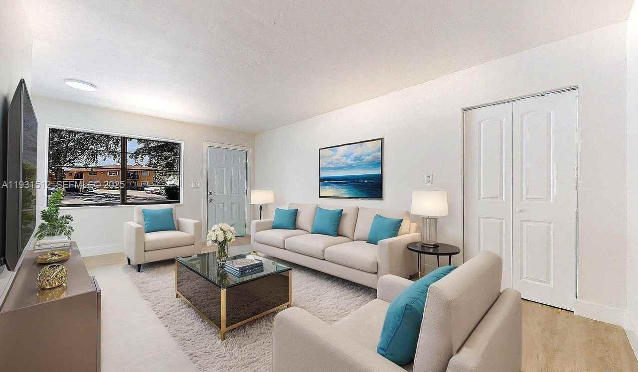 1676 W 42nd St #1676 - Photo 6 of 24