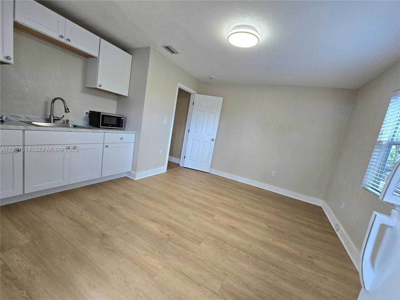 13340 Ne 16th Ave #0 - Photo 2 of 18