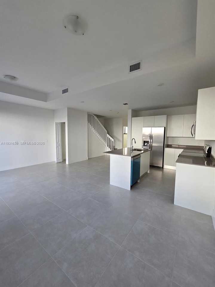 34518 Sw 190th Ave #0 - Photo 2 of 15