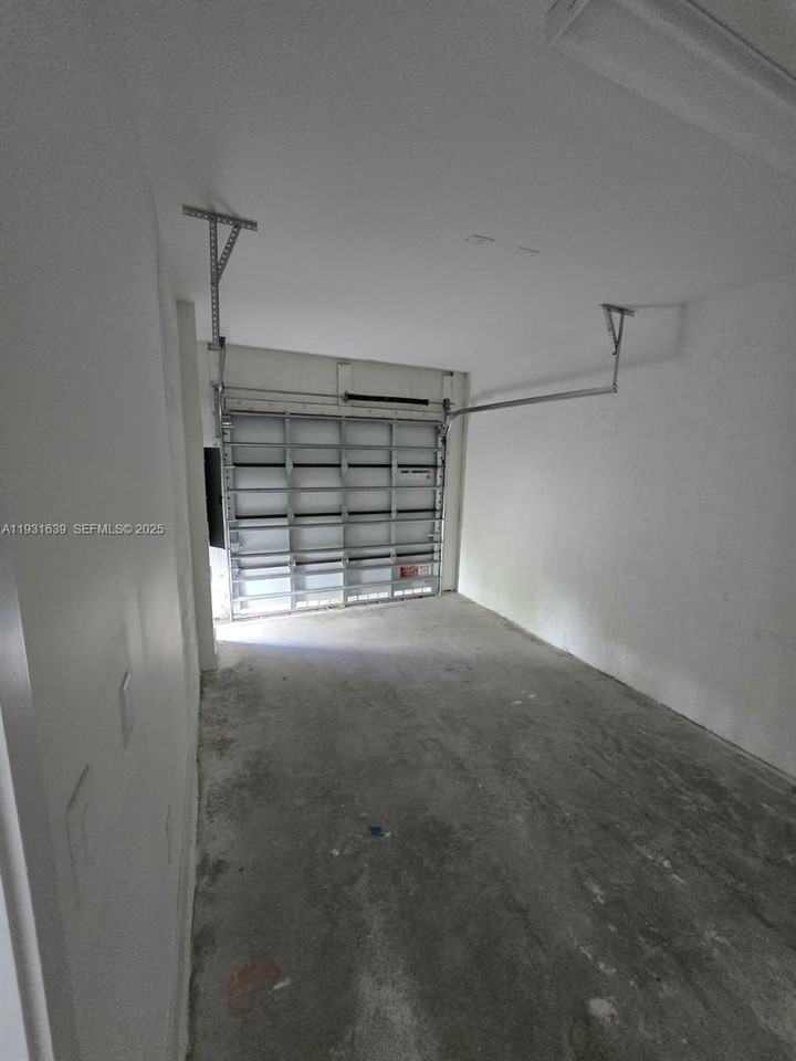 34518 Sw 190th Ave #0 - Photo 4 of 15