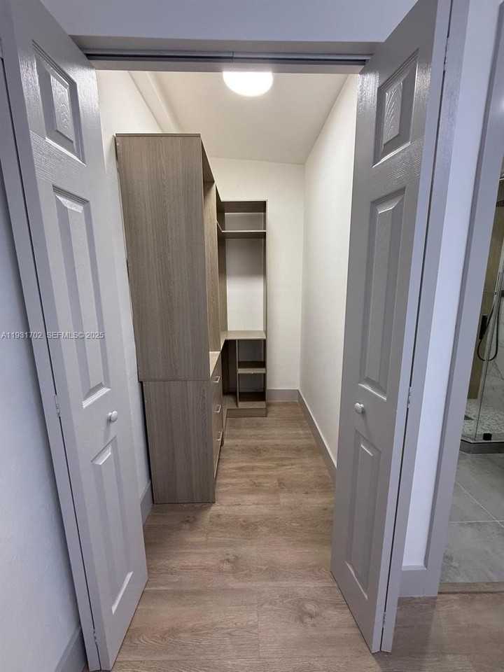 6790 Sw 17th St #6790 - Photo 5 of 7