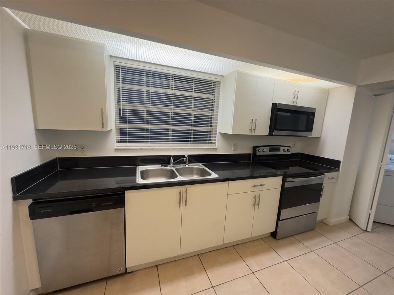 2629 Se 19th Ct #103C - Photo 6 of 25