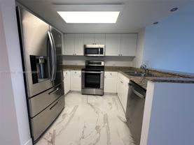 19501 W Country Club Dr #406 - Photo 1 of 1