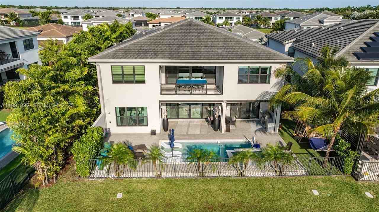 17113 Aquavera Way #0 - Photo 3 of 50