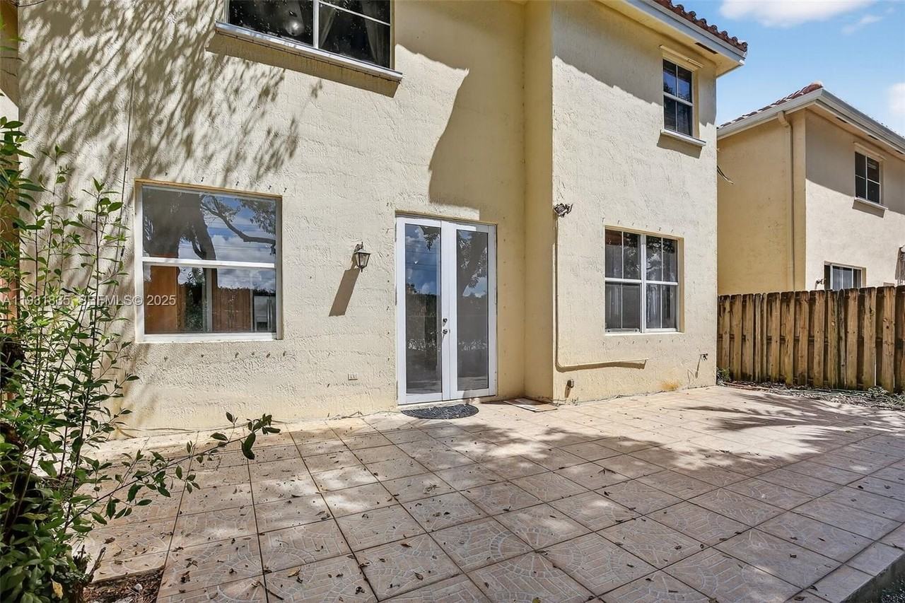 3306 Sw 171st Ter - Photo 5 of 48