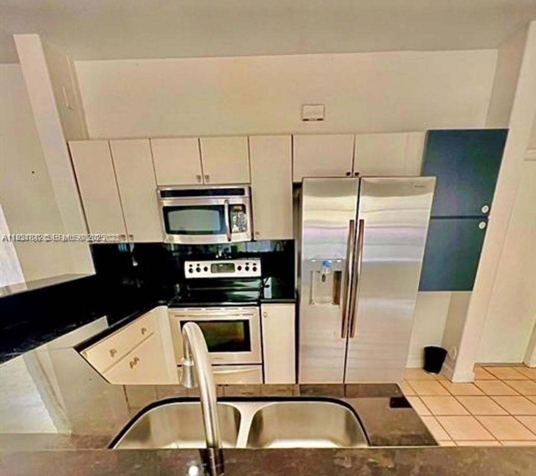 16972 Sw 33rd Ct #16972 - Photo 3 of 15