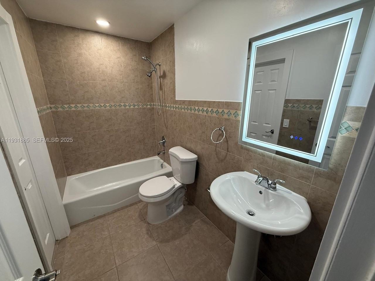 7835 W 30th Ct #G210 - Photo 6 of 14