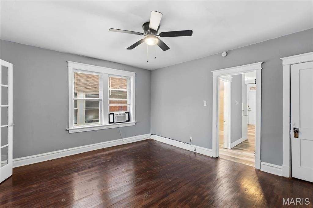 4234 Dewey Ave #2S - Photo 6 of 20