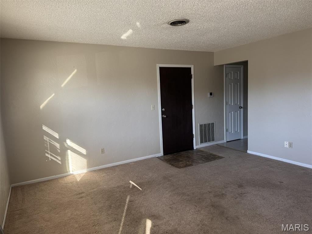 106 Osterhage Dr #B - Photo 2 of 9