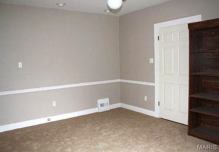 3816 W Main St - Photo 4 of 6