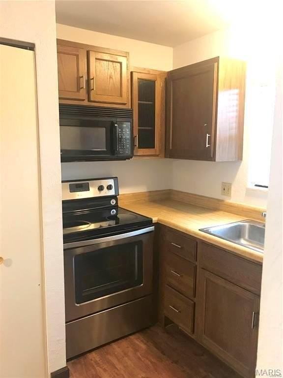 69 Peachtree Ln - Photo 5 of 15