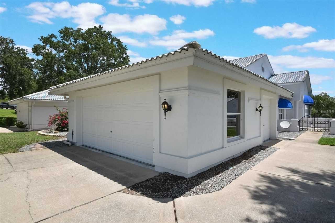 6036 Topsail Rd - Photo 3 of 35