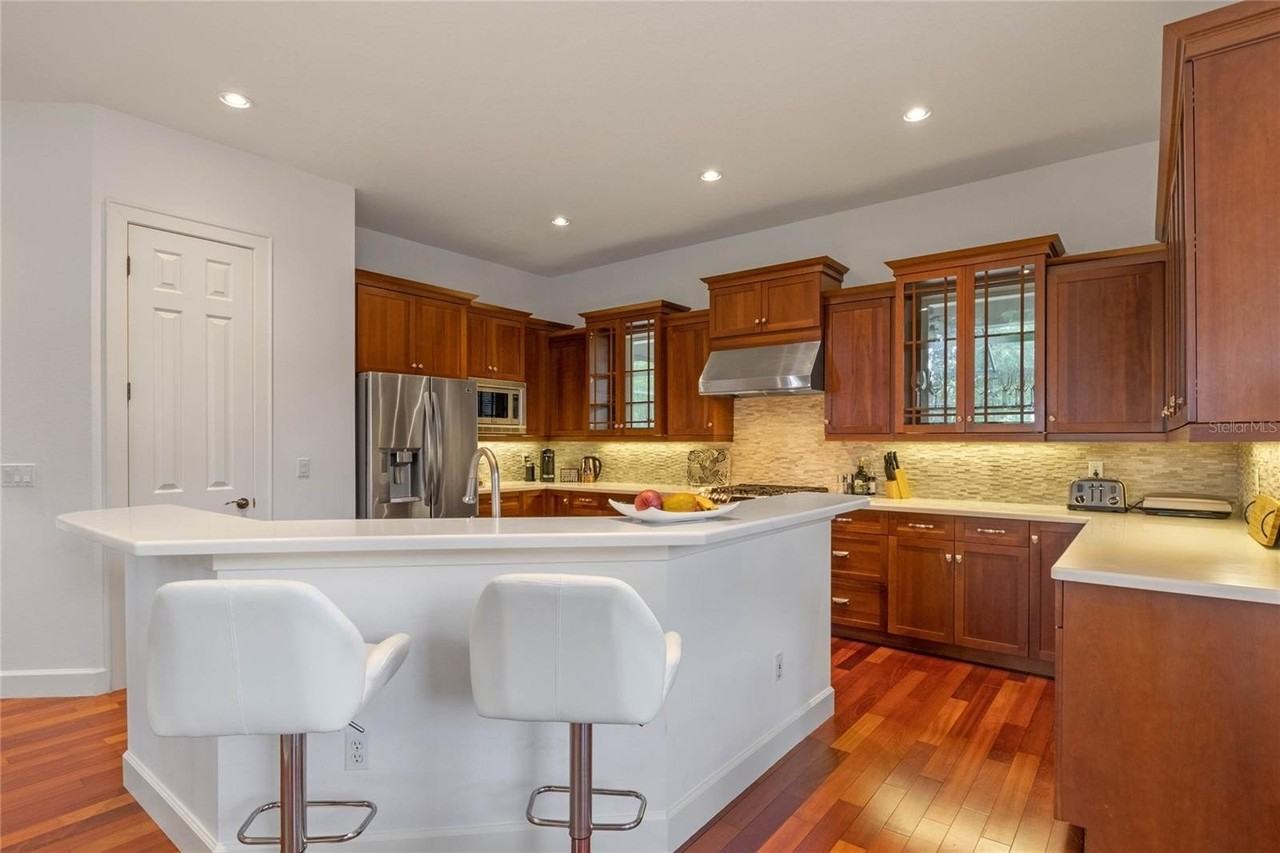 16940 Apopka Springs Blvd - Photo 7 of 36