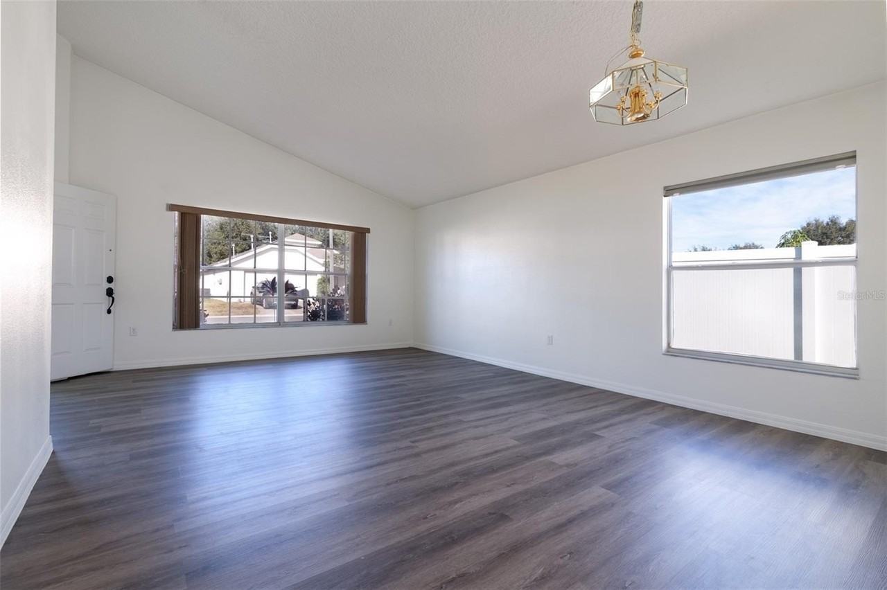 129 Garberia Dr - Photo 4 of 21