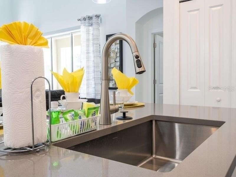 8956 Takeaway Way - Photo 4 of 50