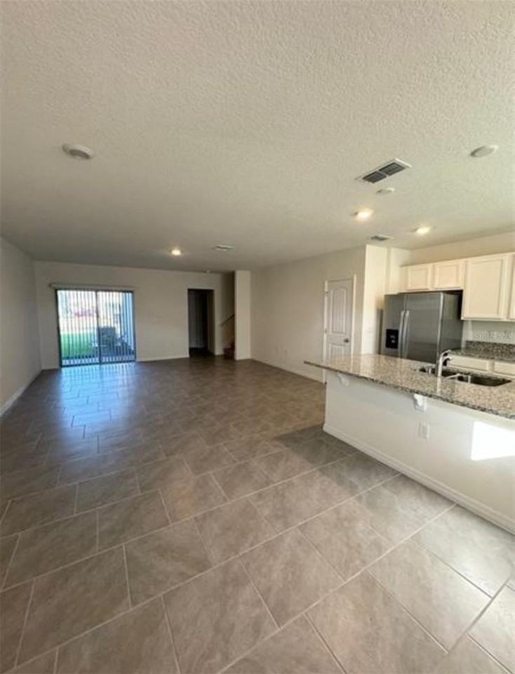 13519 Sagestone Dr - Photo 4 of 37