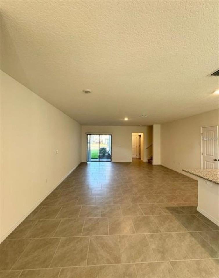 13519 Sagestone Dr - Photo 5 of 37