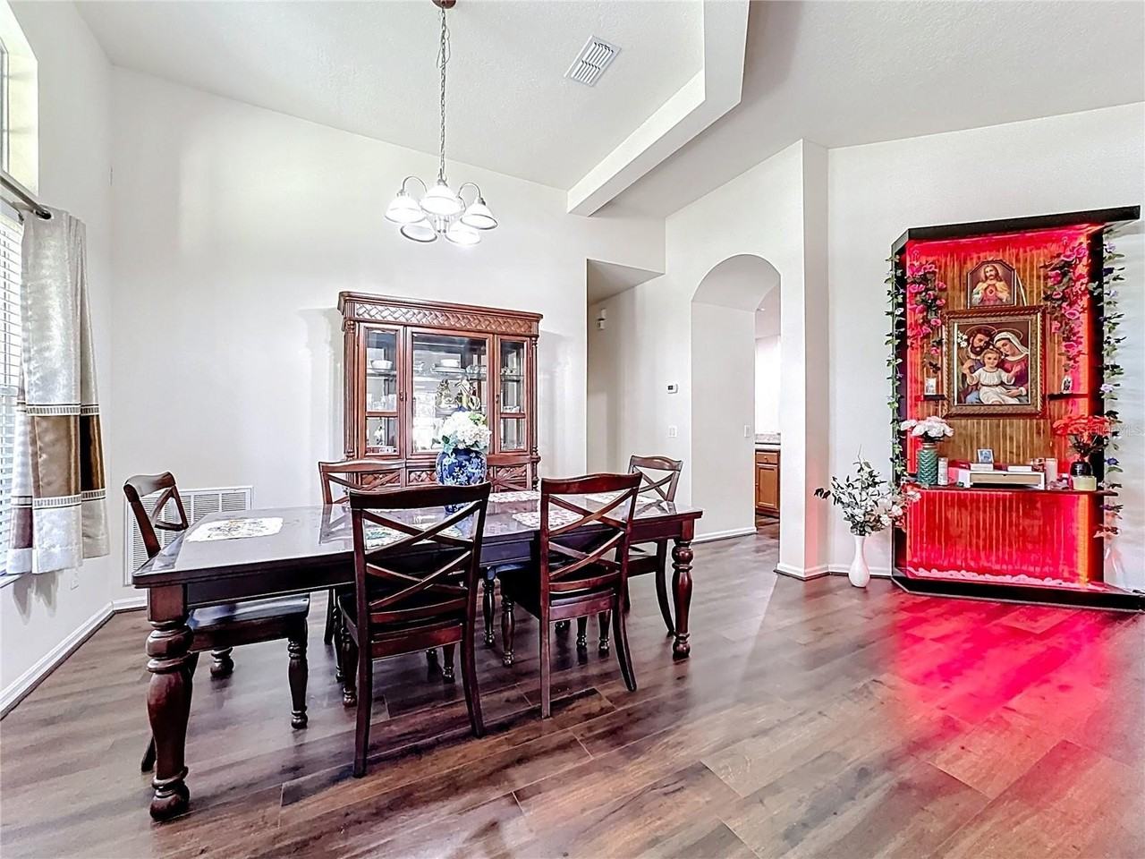 3104 Conrad Ct - Photo 5 of 50