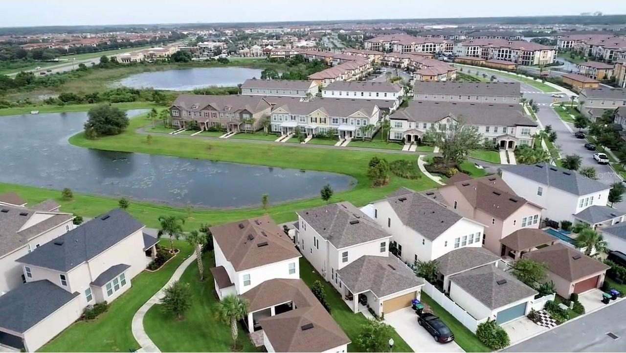 11625 Water Run Aly - Photo 3 of 8