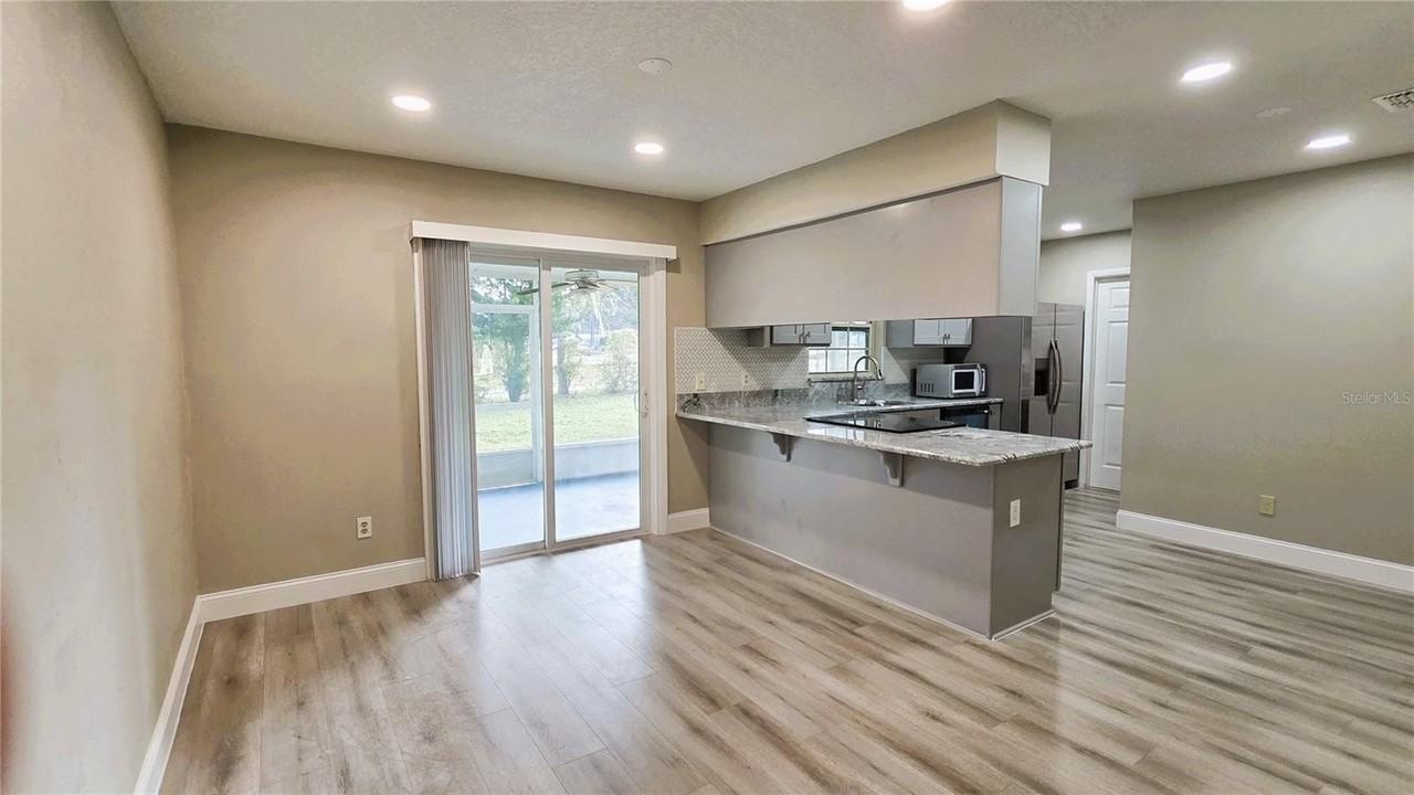 401 Noya Ln - Photo 5 of 14