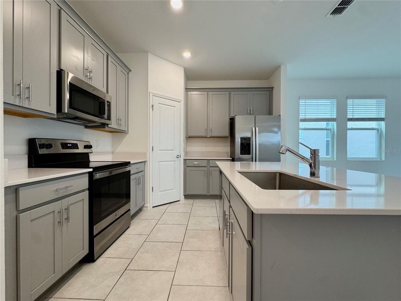 6473 Pine Warbler Way - Photo 7 of 27