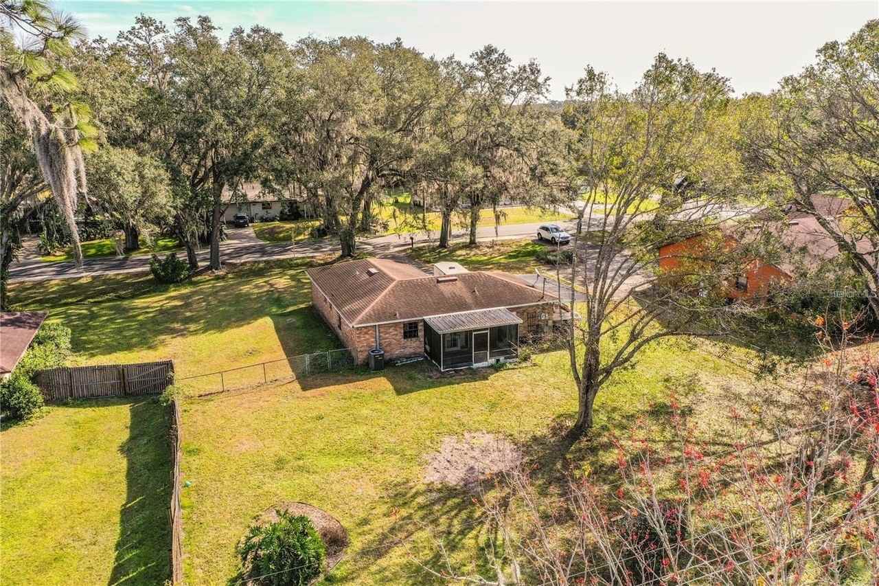 8510 N Campbell Rd - Photo 4 of 15