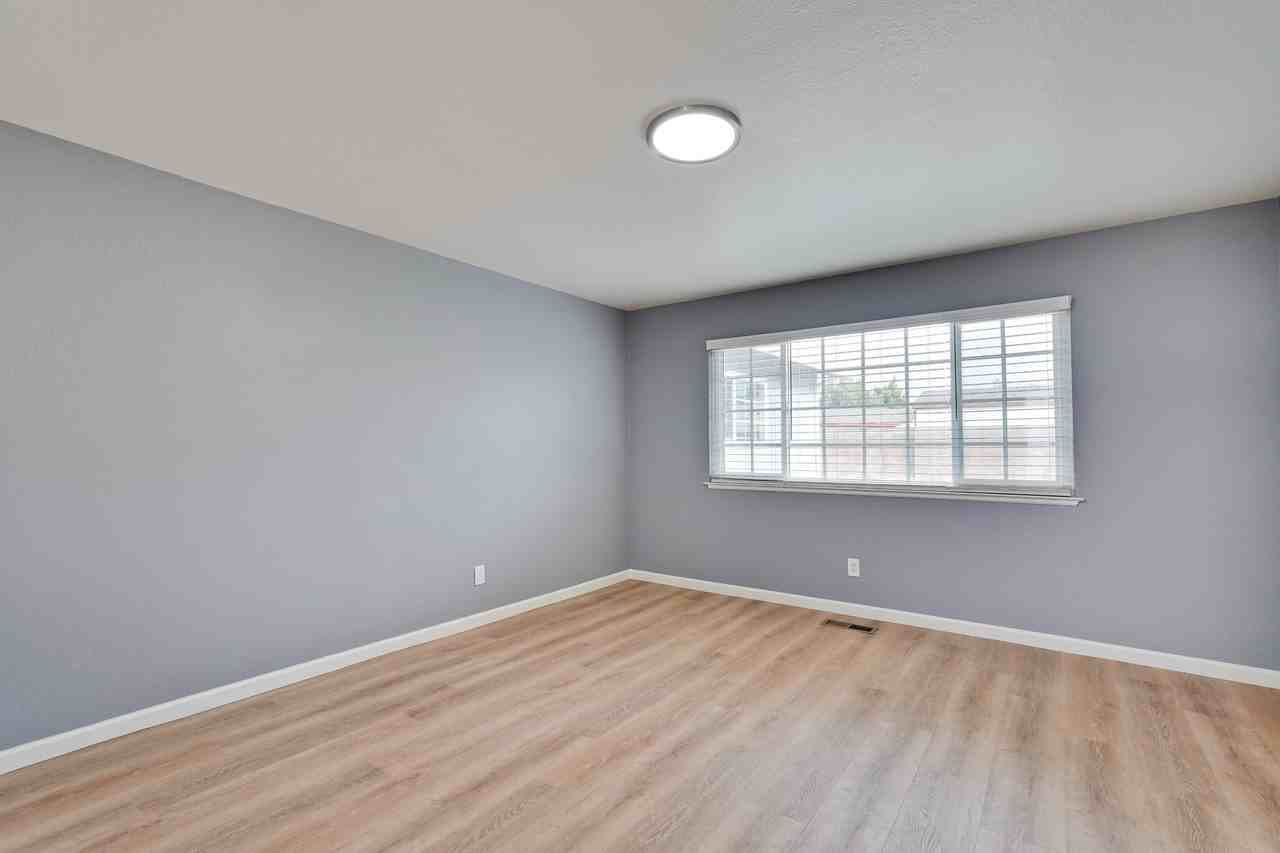 1660 S Capitol Ave #1 - Photo 3 of 50