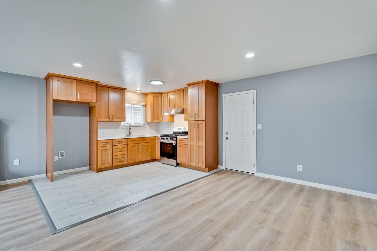 1660 S Capitol Ave #1 - Photo 7 of 50