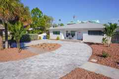 929 Lantana Ave - Photo 1 of 1