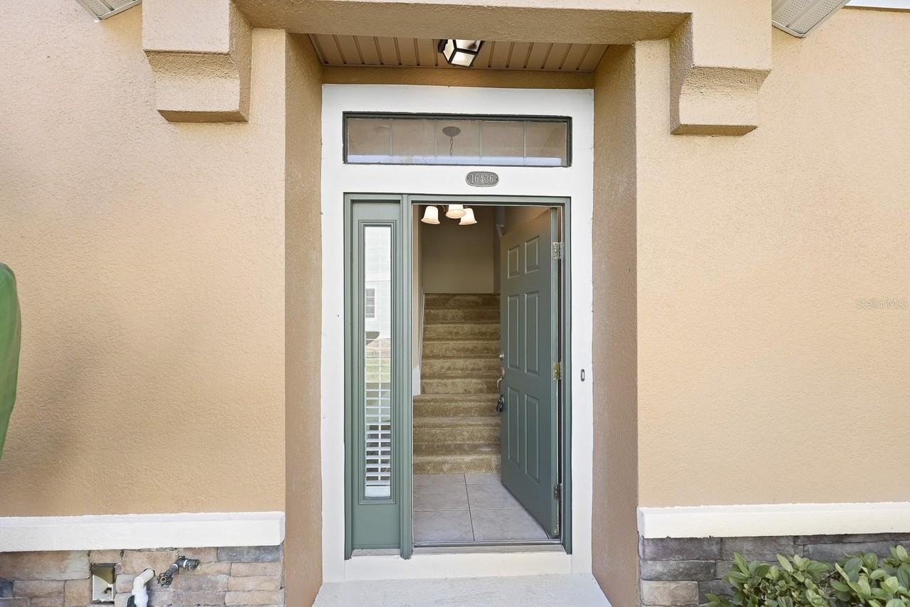 16436 Kingletridge Ave - Photo 5 of 33