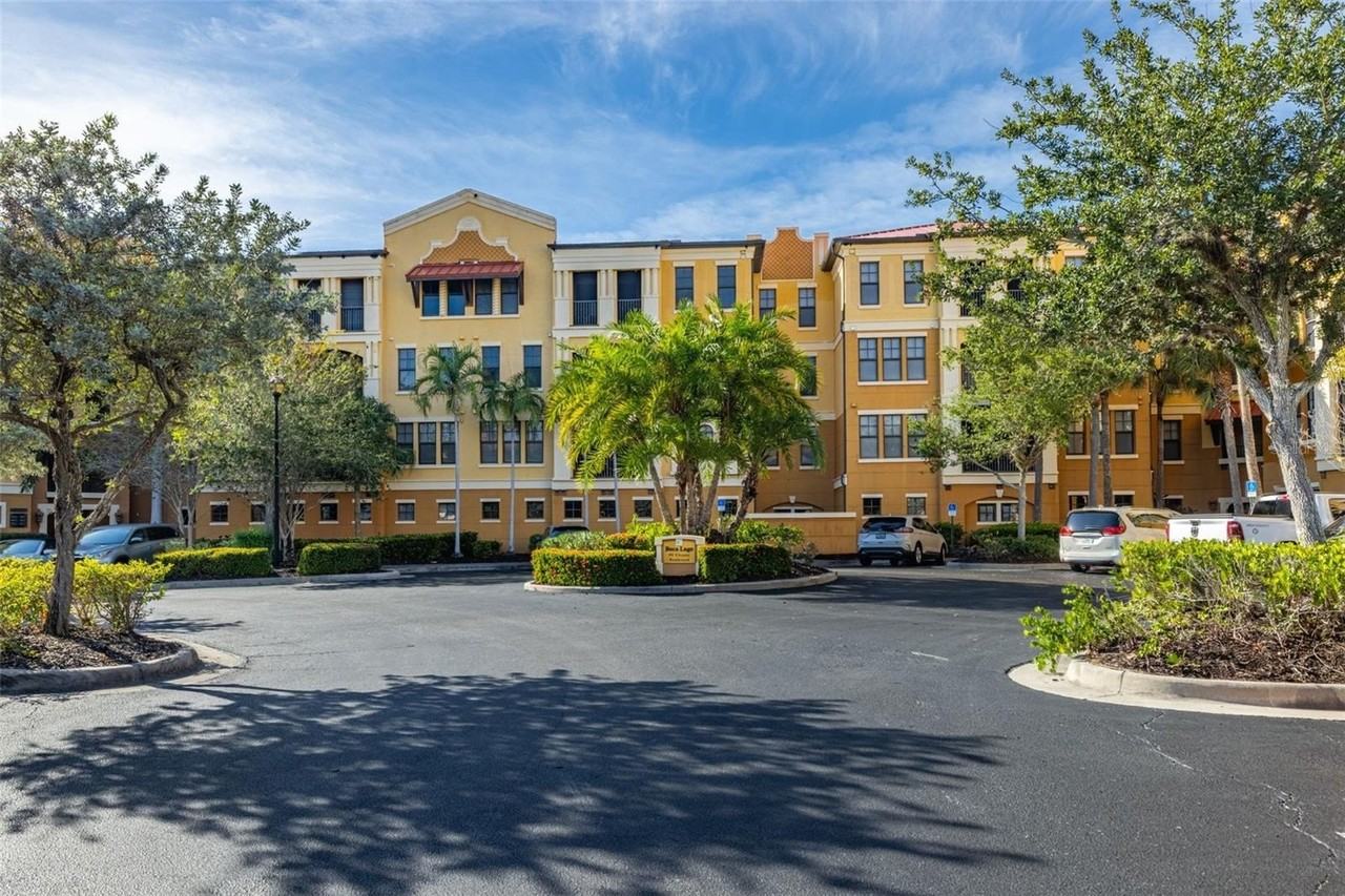 99 Vivante Blvd #305-9935 - Photo 3 of 50