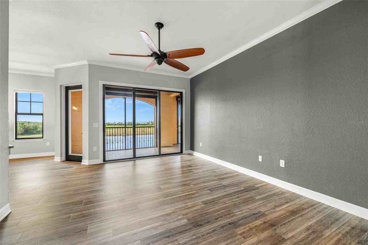 99 Vivante Blvd #305-9935 - Photo 6 of 50