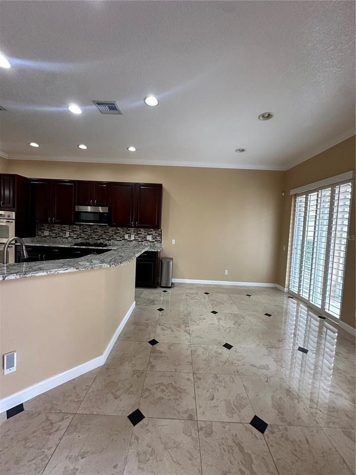 7729 Aralia Way - Photo 6 of 26