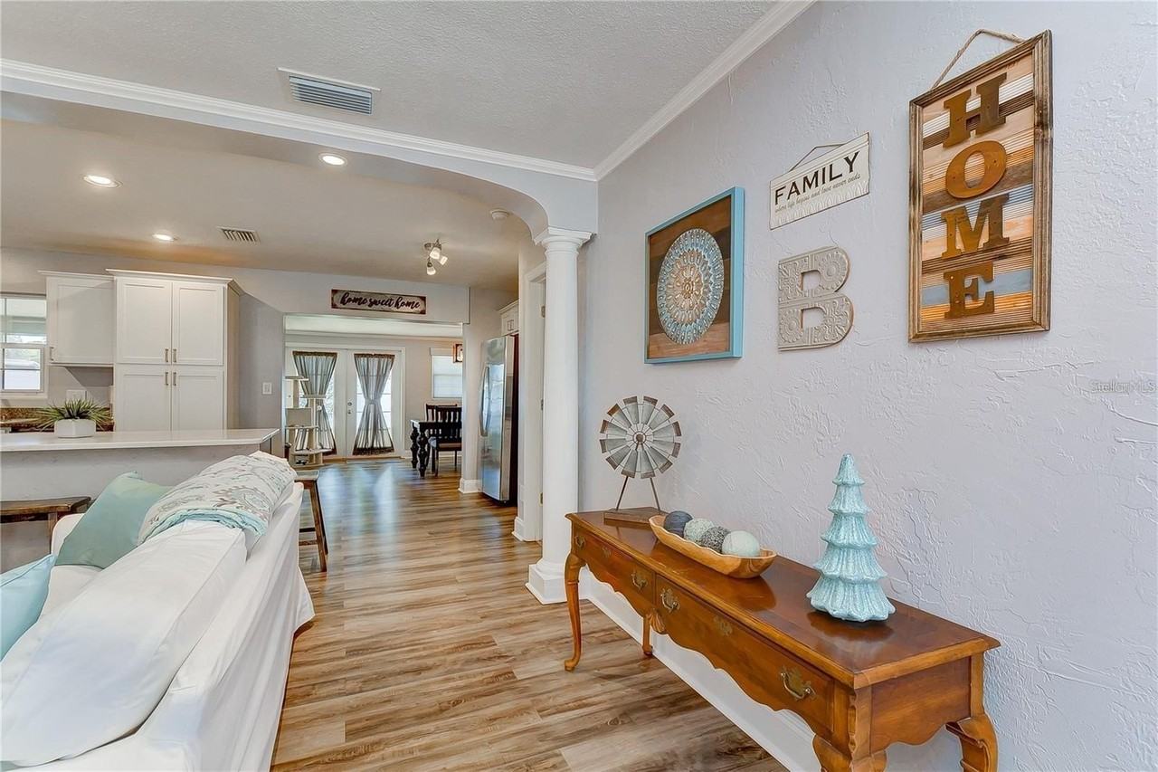 5600 30th Ave N - Photo 3 of 23