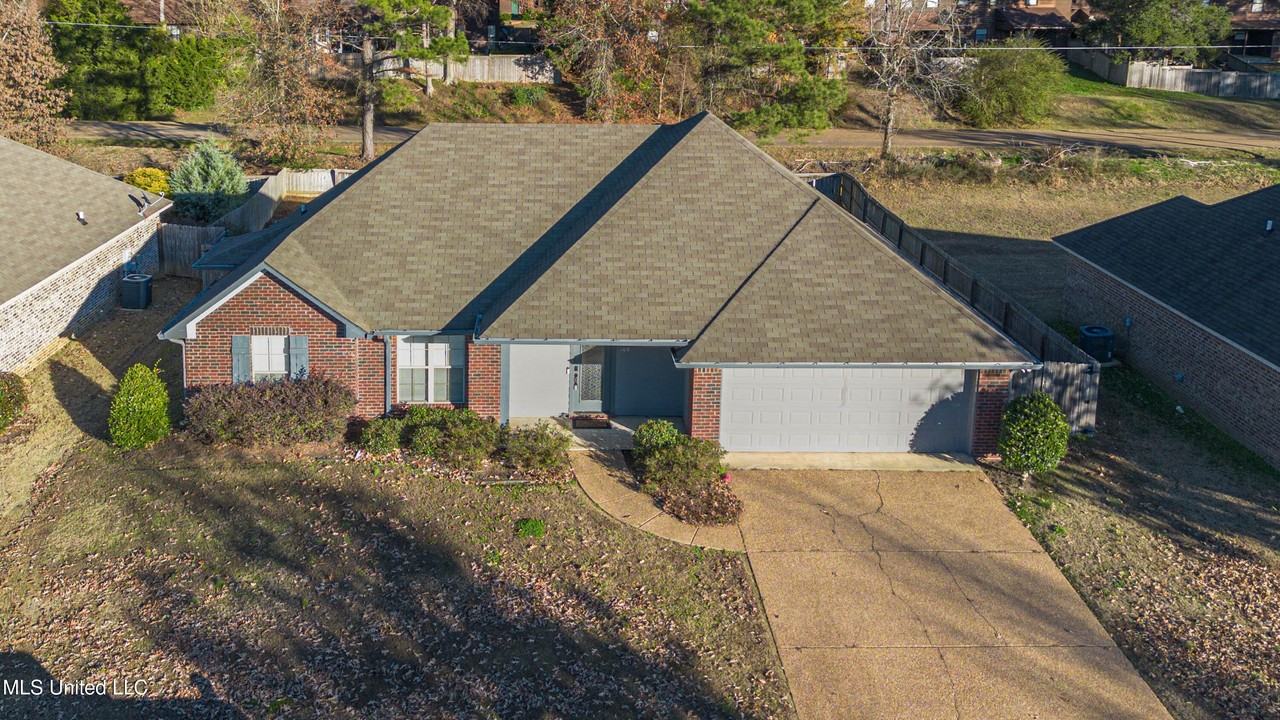 169 Harvey Cir - Photo 6 of 50