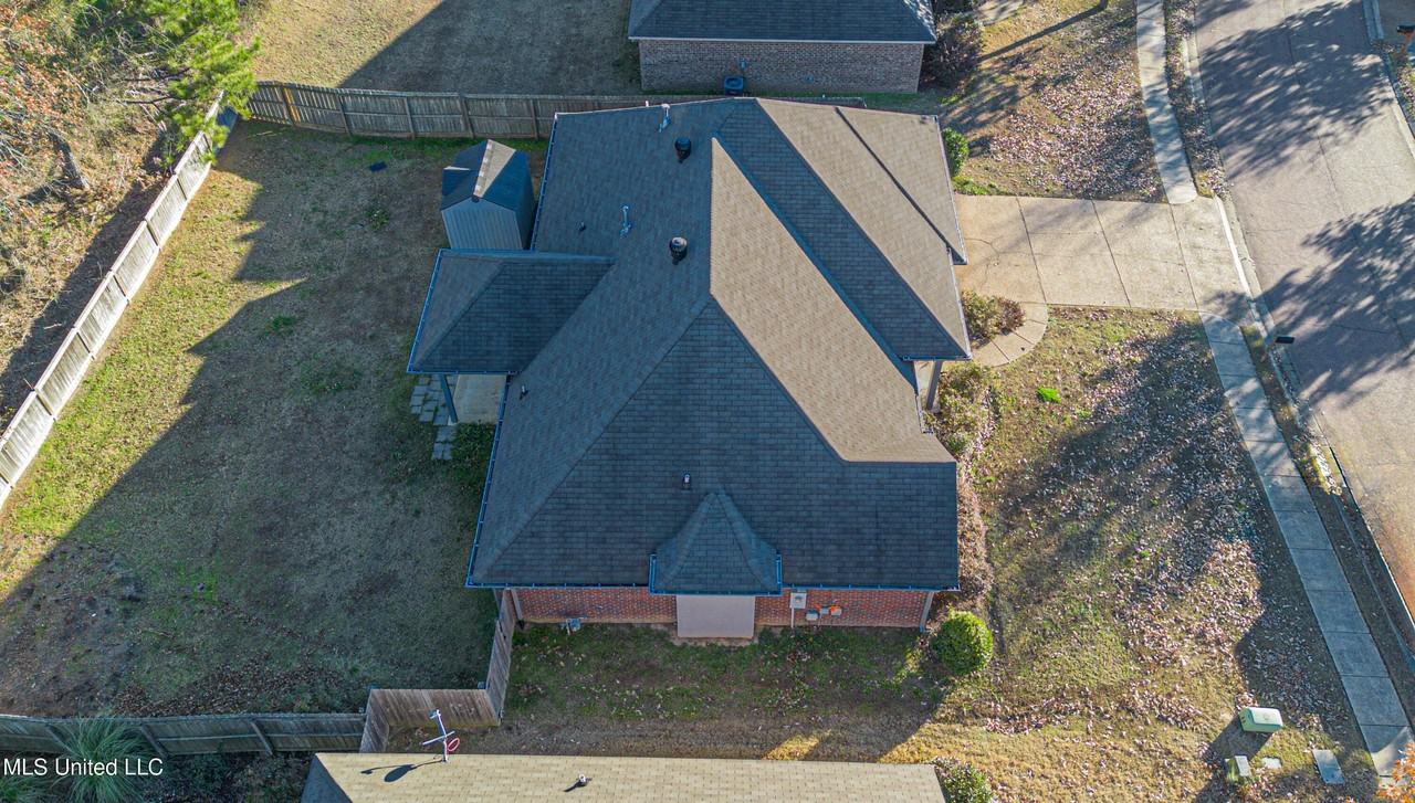 169 Harvey Cir - Photo 7 of 50